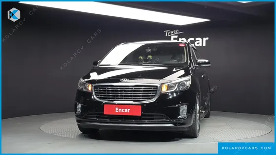 KIA CARNIVAL 11-SEATER LUXURY