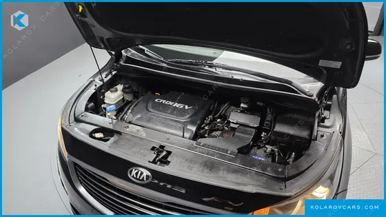 KIA CARNIVAL 11-SEATER LUXURY