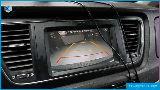 KIA CARNIVAL 11-SEATER LUXURY
