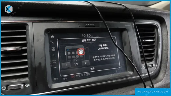 KIA CARNIVAL 11-SEATER LUXURY
