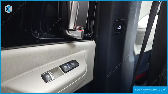 KIA CARNIVAL HEV 9SEATER GRAVITY