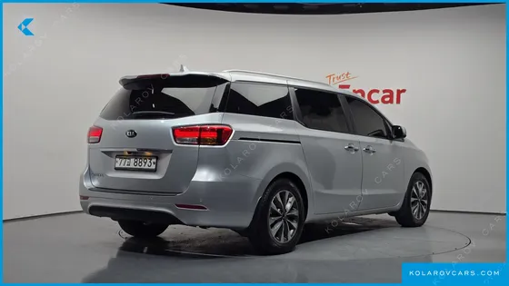 KIA CARNIVAL 11-SEATER PRESTIGE
