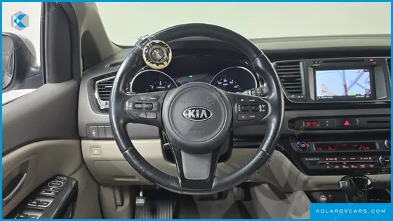 KIA CARNIVAL 11-SEATER PRESTIGE