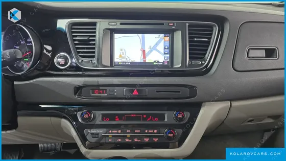 KIA CARNIVAL 11-SEATER PRESTIGE