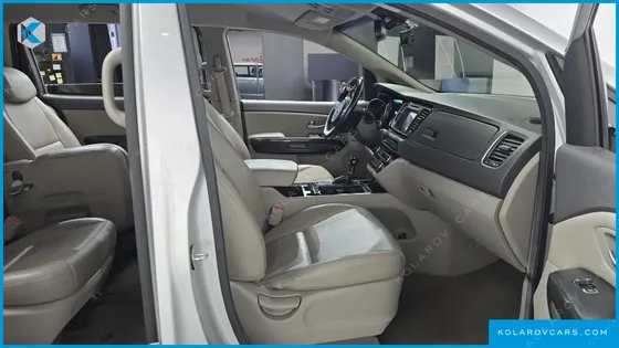 KIA CARNIVAL 11-SEATER PRESTIGE
