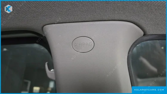 KIA CARNIVAL 11-SEATER PRESTIGE
