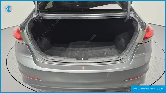 HYUNDAI ELANTRA (AVANTE) 1.6 GDI SMART