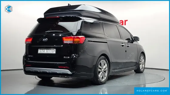 KIA CARNIVAL 9-SEATER HI-LIMOUSINE