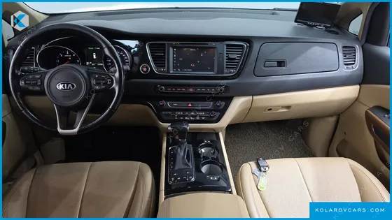 KIA CARNIVAL 9-SEATER HI-LIMOUSINE