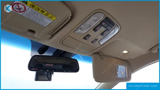 KIA CARNIVAL 9-SEATER HI-LIMOUSINE
