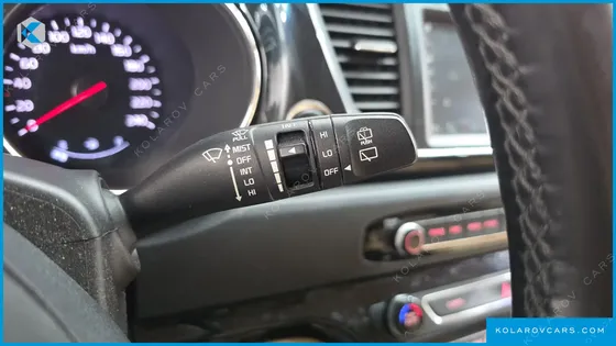 KIA CARNIVAL 9-SEATER HI-LIMOUSINE