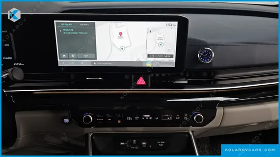 KIA CARNIVAL HEV 7SEATER GRAVITY