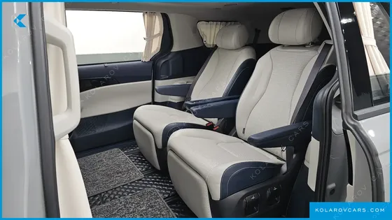 KIA CARNIVAL HEV 7SEATER GRAVITY