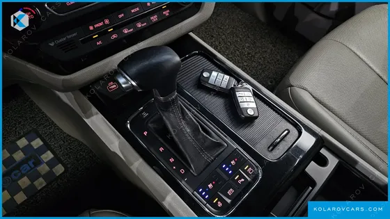 KIA CARNIVAL 9-SEATER NOBLESSE