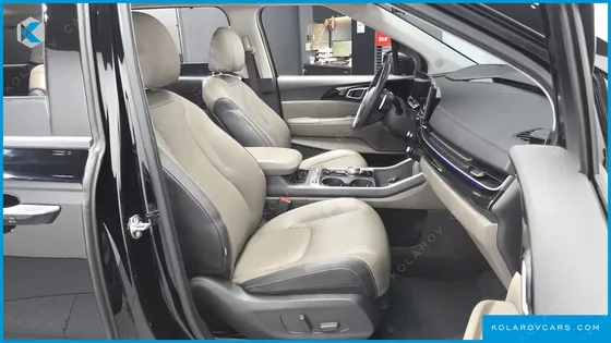 KIA CARNIVAL DIESEL 9-SEATER GRAVITY