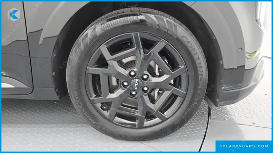 KIA CARNIVAL DIESEL 9-SEATER GRAVITY