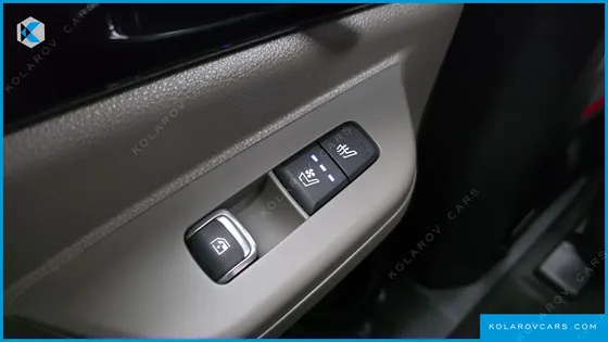 KIA CARNIVAL DIESEL 9-SEATER GRAVITY