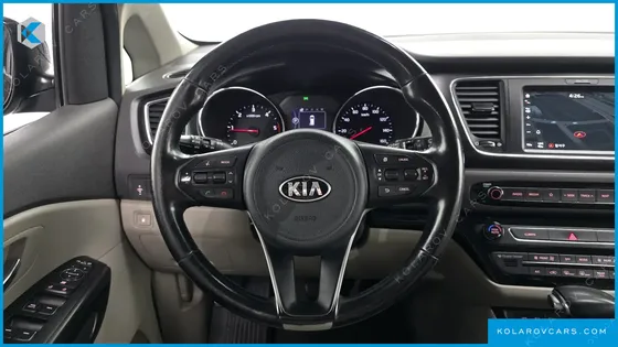 KIA CARNIVAL 11-SEATER LUXURY