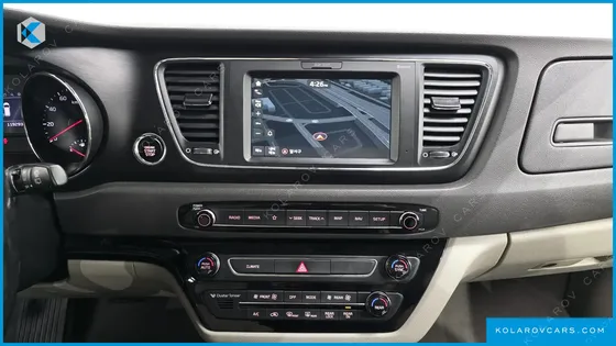 KIA CARNIVAL 11-SEATER LUXURY