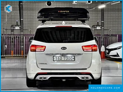 KIA CARNIVAL 9-SEATER NOBLESSE