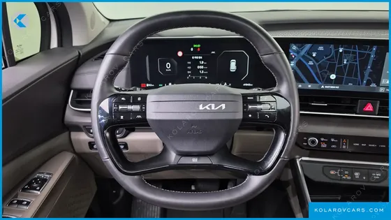 KIA CARNIVAL GASOLINE 9-SEATER NOBLESSE