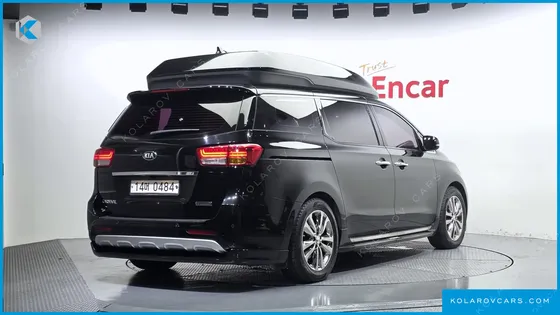 KIA CARNIVAL 9-SEATER HI-LIMOUSINE
