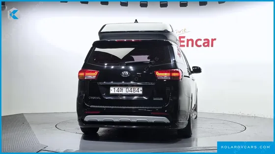 KIA CARNIVAL 9-SEATER HI-LIMOUSINE