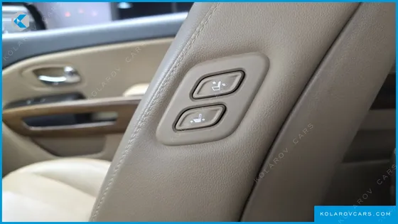 KIA CARNIVAL 9-SEATER HI-LIMOUSINE