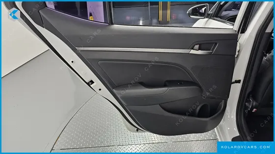 HYUNDAI ELANTRA (AVANTE) 1.6 GDI MODERN