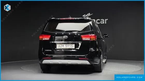 KIA CARNIVAL 9-SEATER NOBLESSE