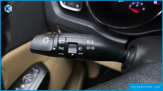 KIA CARNIVAL 9-SEATER NOBLESSE