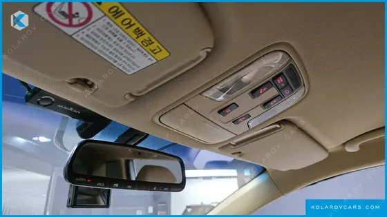 KIA CARNIVAL 9-SEATER NOBLESSE