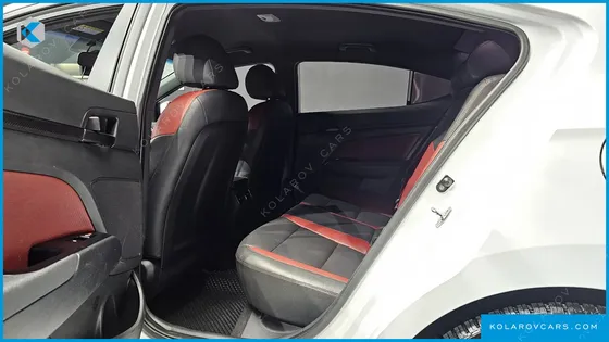 HYUNDAI ELANTRA (AVANTE) 1.6 TURBO SPORT