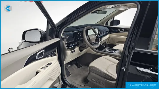 KIA CARNIVAL GASOLINE 9-SEATER GRAVITY