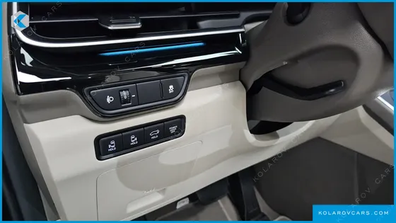 KIA CARNIVAL GASOLINE 9-SEATER GRAVITY