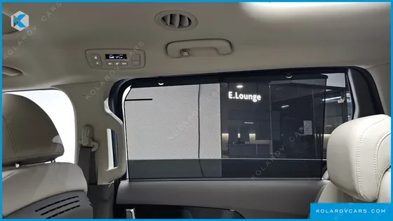 KIA CARNIVAL GASOLINE 9-SEATER GRAVITY