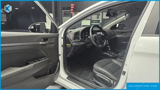 HYUNDAI ELANTRA (AVANTE) 1.6 GDI SMART