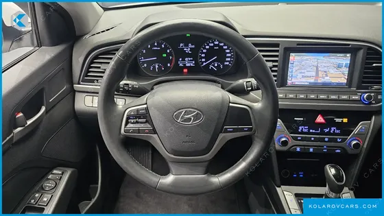 HYUNDAI ELANTRA (AVANTE) 1.6 GDI SMART
