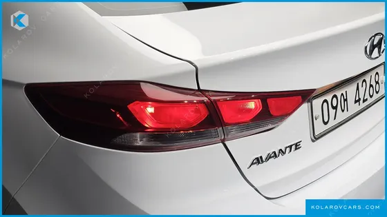 HYUNDAI ELANTRA (AVANTE) 1.6 GDI SMART