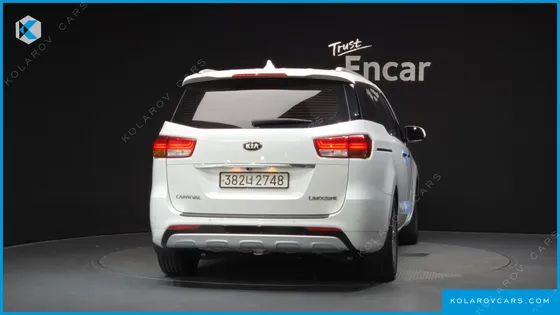 KIA CARNIVAL 7-SEATER LIMOUSINE