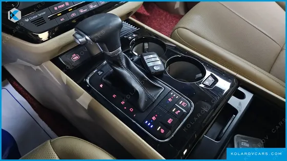 KIA CARNIVAL 9-SEATER HI-LIMOUSINE