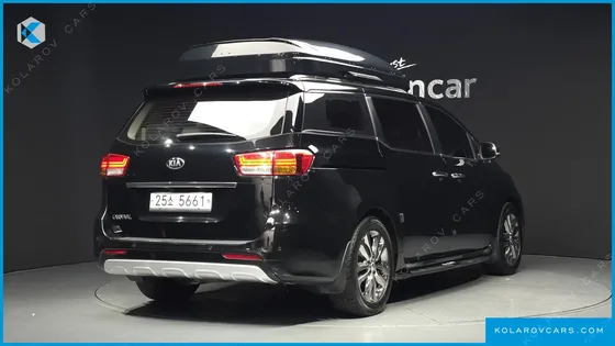 KIA CARNIVAL 9-SEATER PRESTIGE