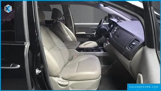 KIA CARNIVAL 9-SEATER PRESTIGE