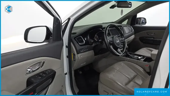 KIA CARNIVAL 7-SEATER LIMOUSINE