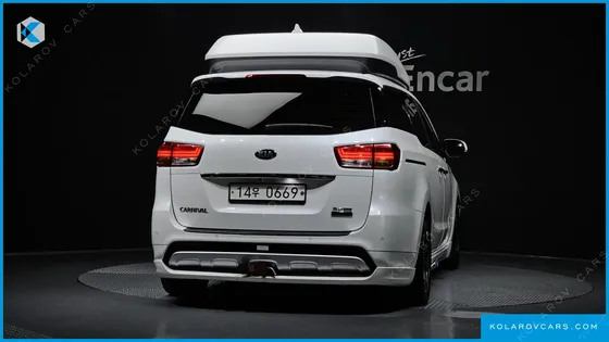 KIA CARNIVAL GASOLINE 9-SEATER HI-LIMOUSINE