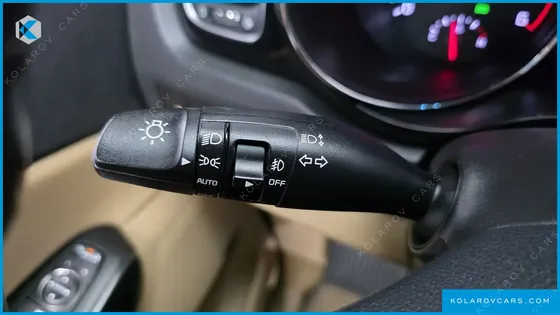 KIA CARNIVAL 9-SEATER NOBLESSE
