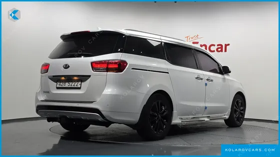 KIA CARNIVAL 9-SEATER PRESTIGE