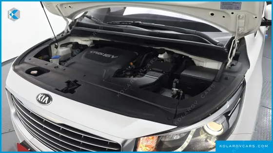 KIA CARNIVAL 9-SEATER PRESTIGE