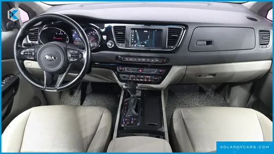 KIA CARNIVAL 9-SEATER PRESTIGE