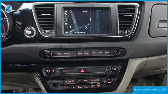 KIA CARNIVAL 9-SEATER PRESTIGE